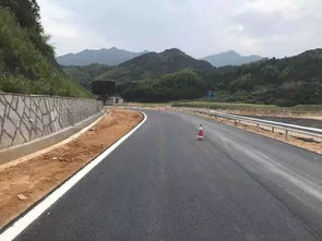 奮戰(zhàn)11個月,蘇村公路災后重建工程全面完工
